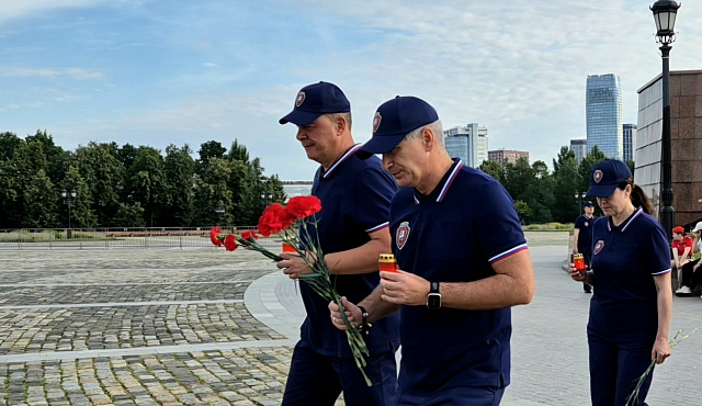 Сотрудники «Московской безопасности» приняли участие в памятной акции на Поклонной горе